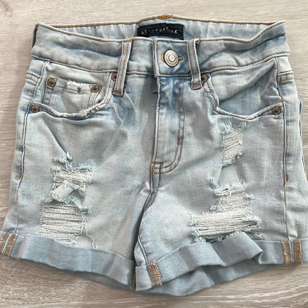 Aeropostale high rise Midi ripped shorts size 00